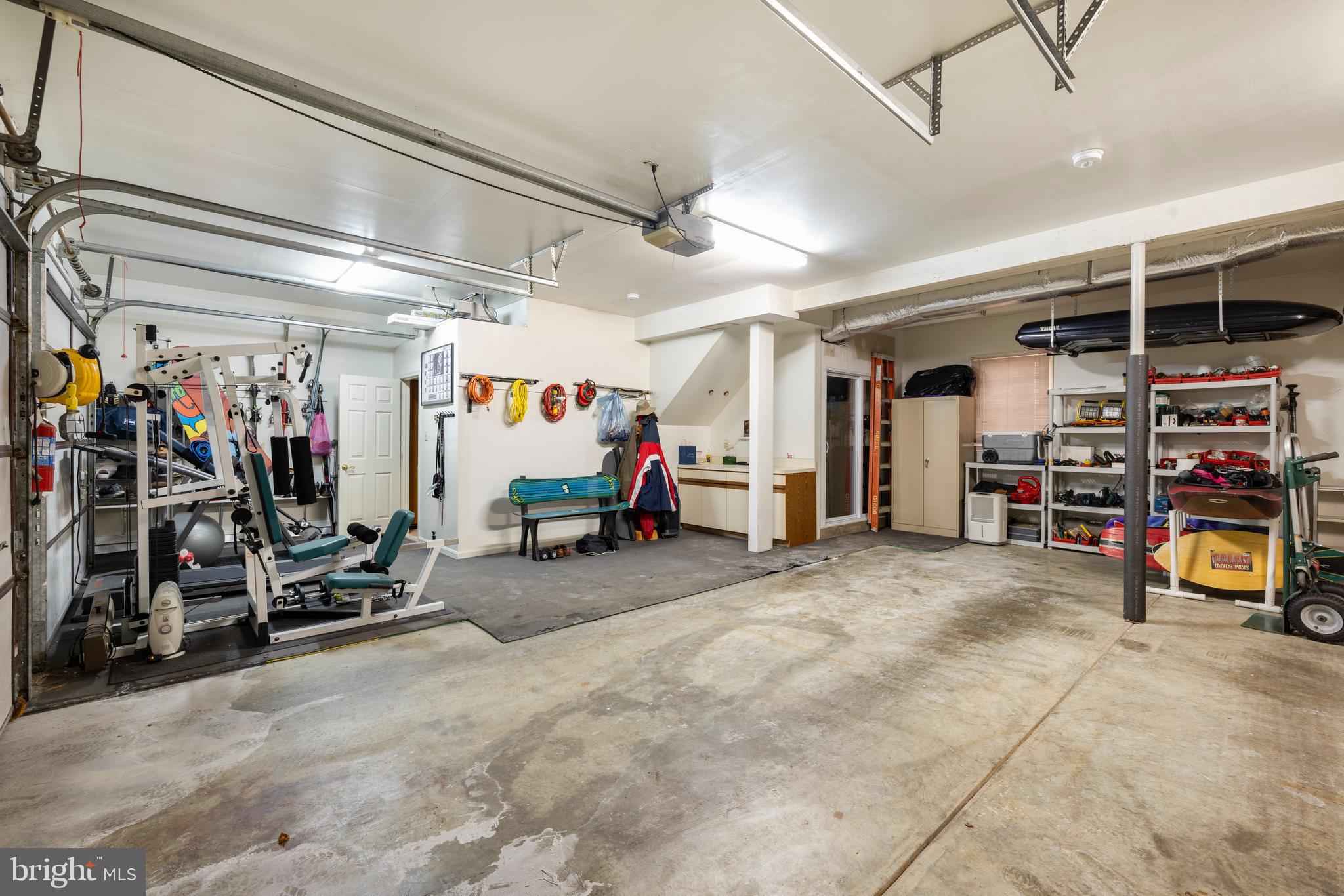 SHADOW POINT - Residential