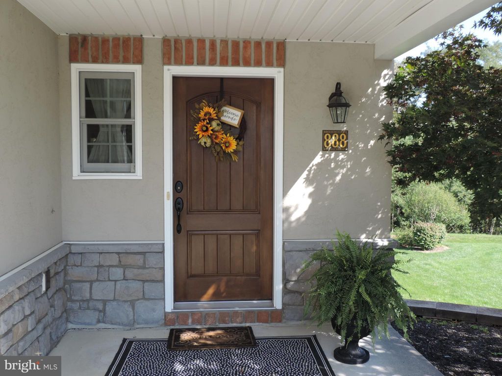 Photo of 888 Cambridge Drive, Manheim, PA 17545 (MLS # PALA2053188)