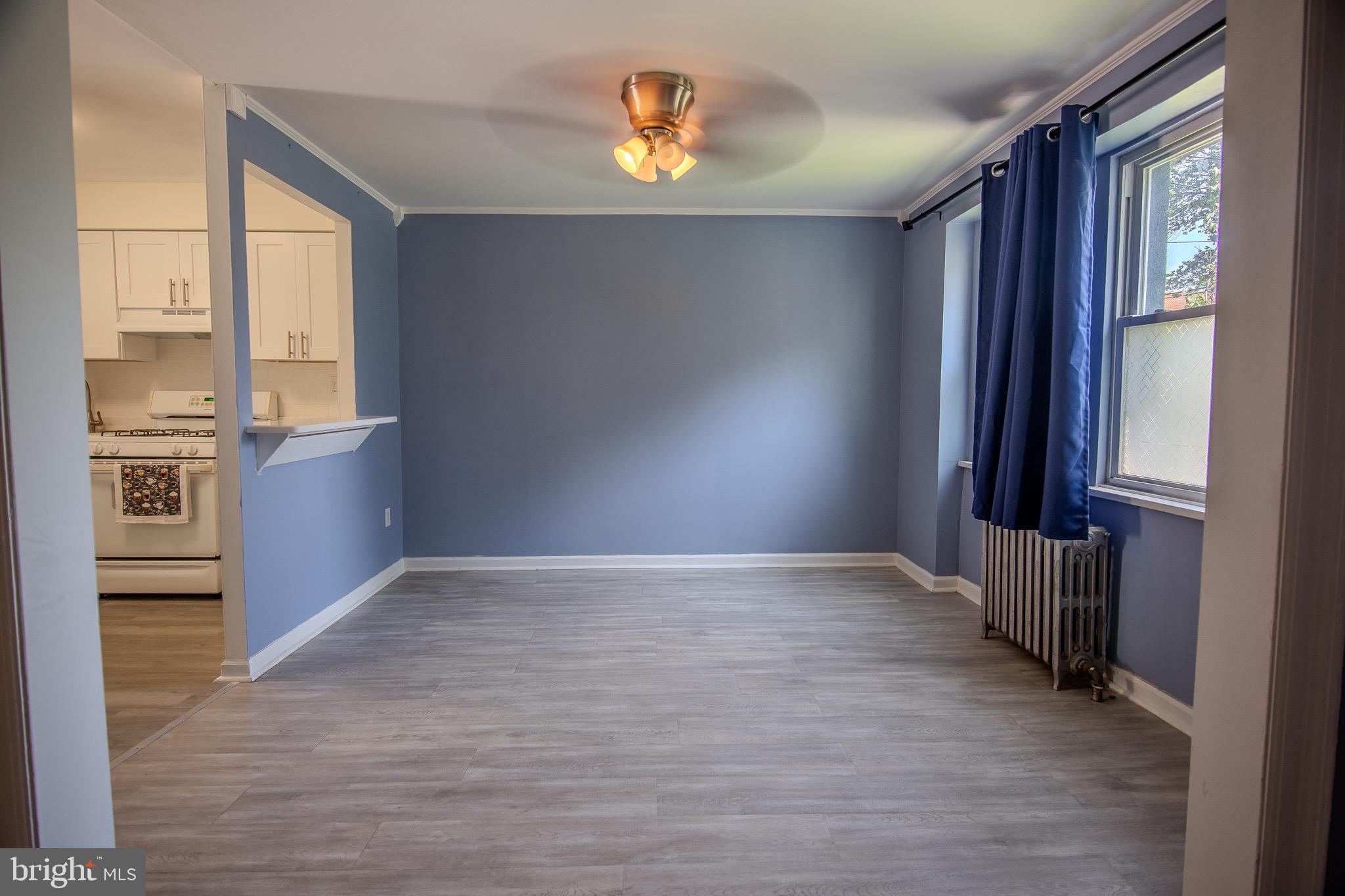 OXFORD CIRCLE - Residential