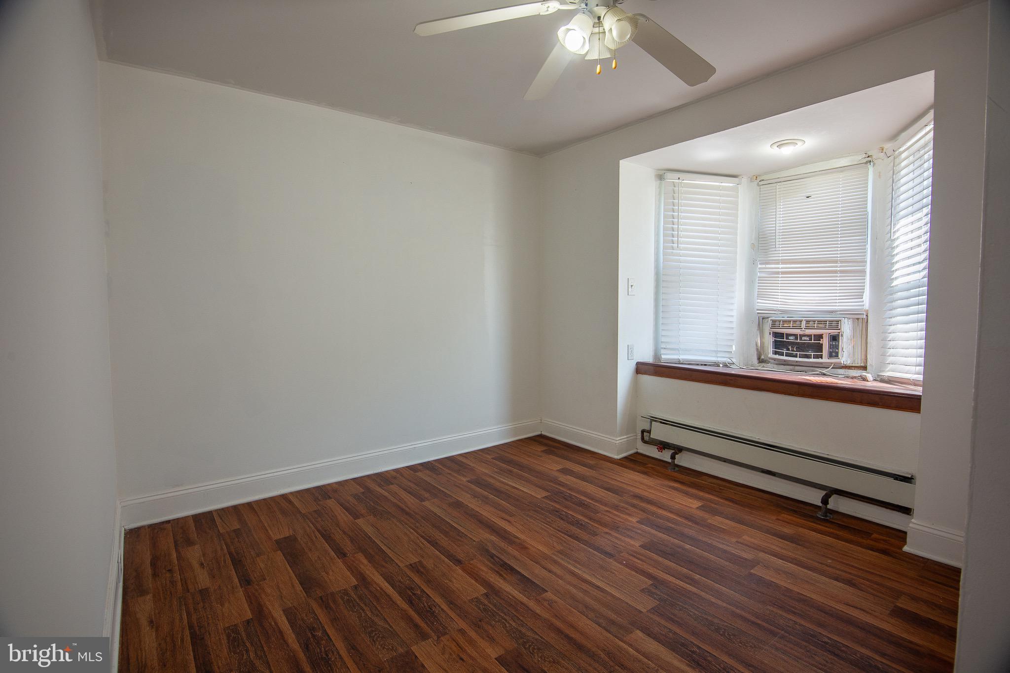 OXFORD CIRCLE - Residential