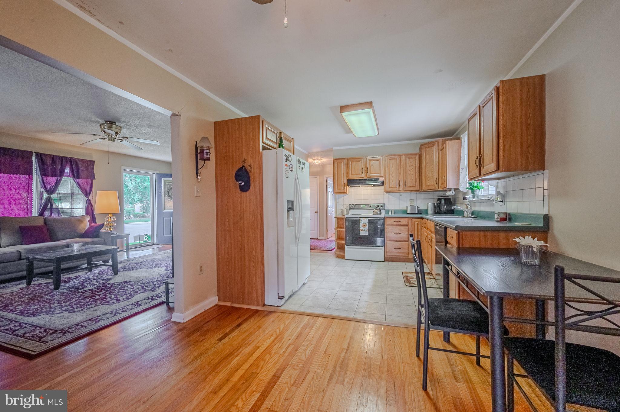 4416 SHARON DRIVE