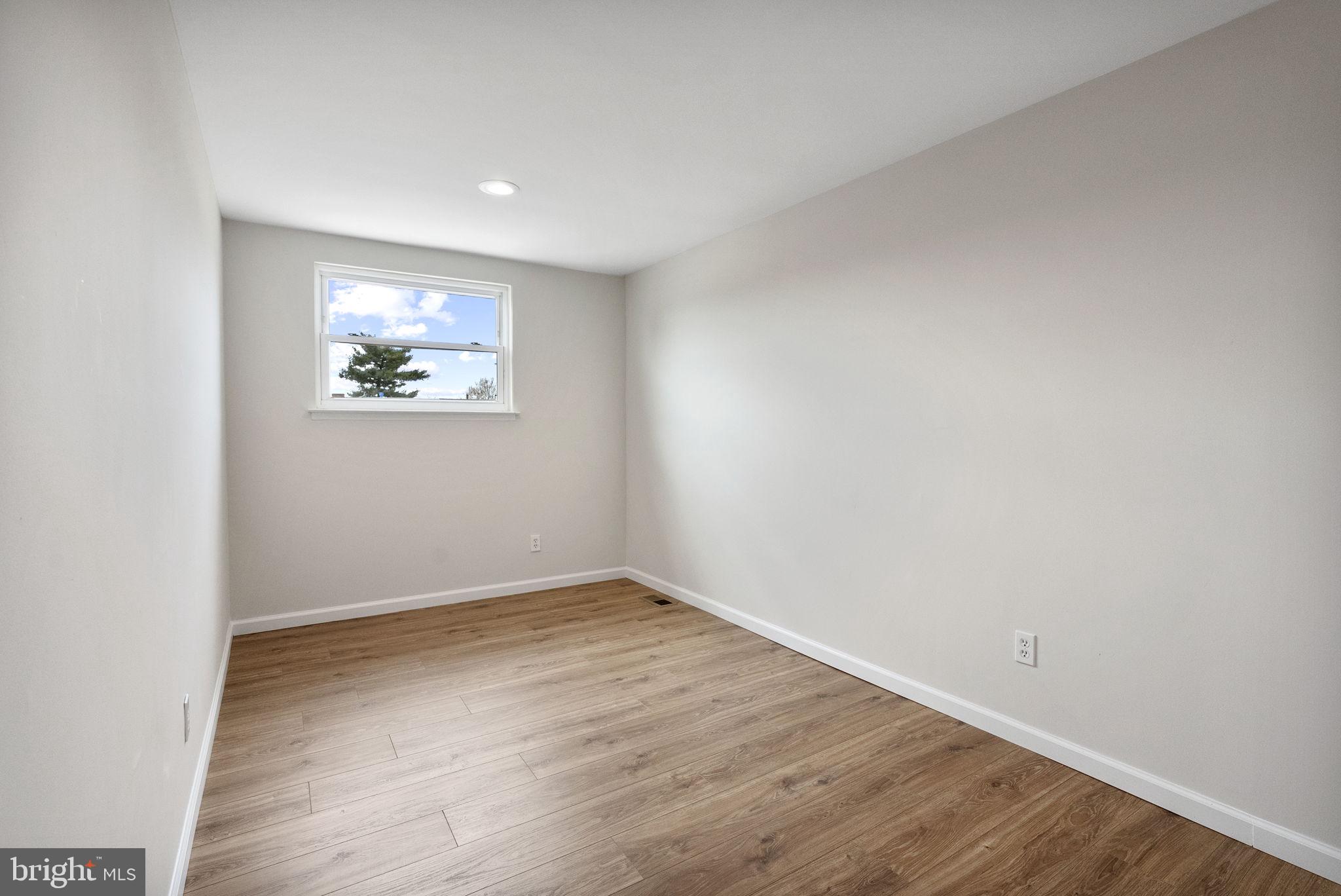 PARKWOOD - Residential