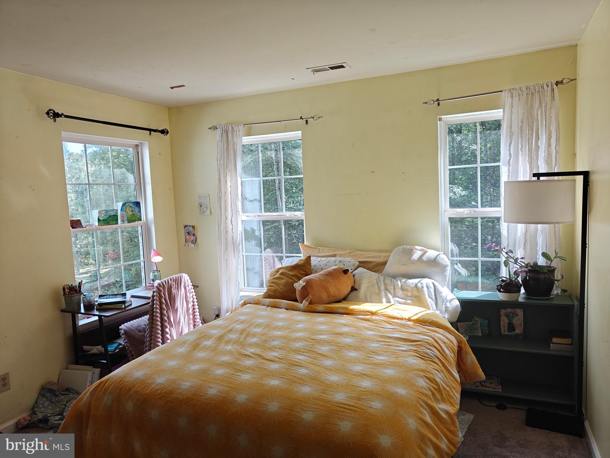 THE OAKS - Residential