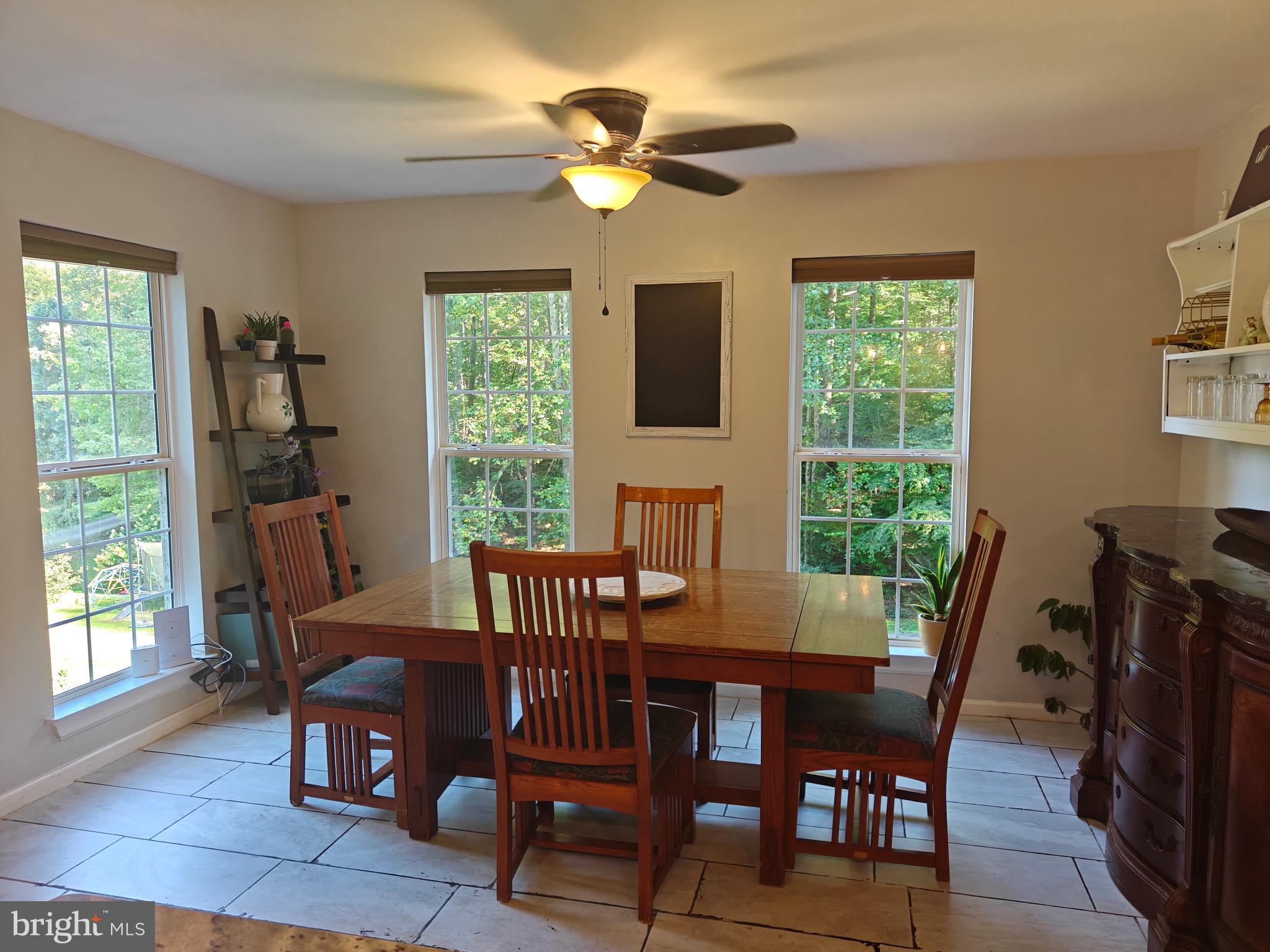 THE OAKS - Residential