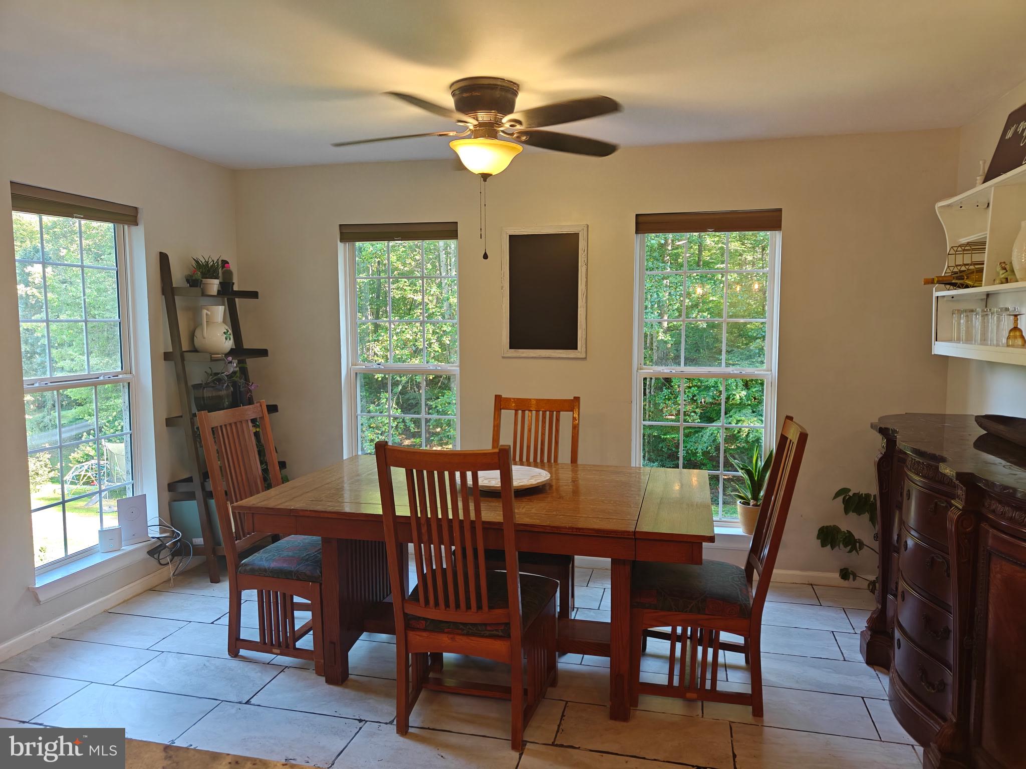 THE OAKS - Residential