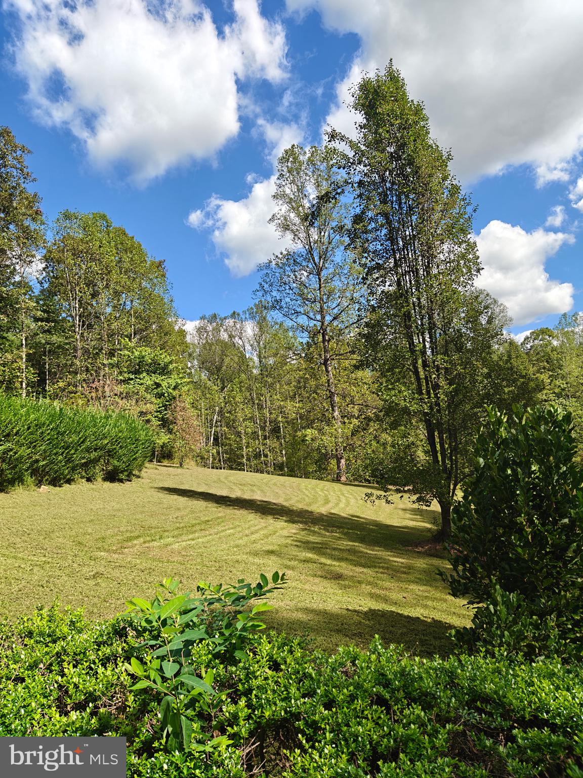 THE OAKS - Residential