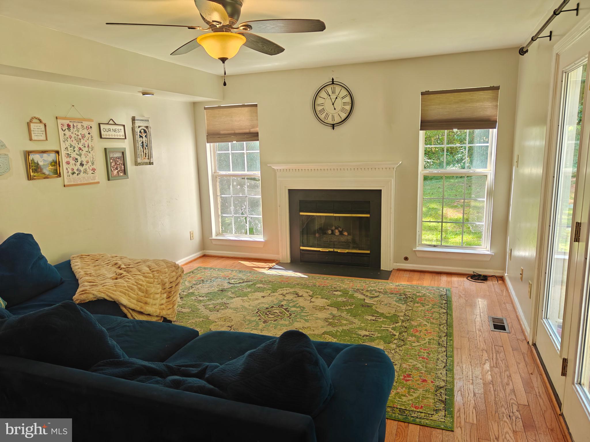 THE OAKS - Residential