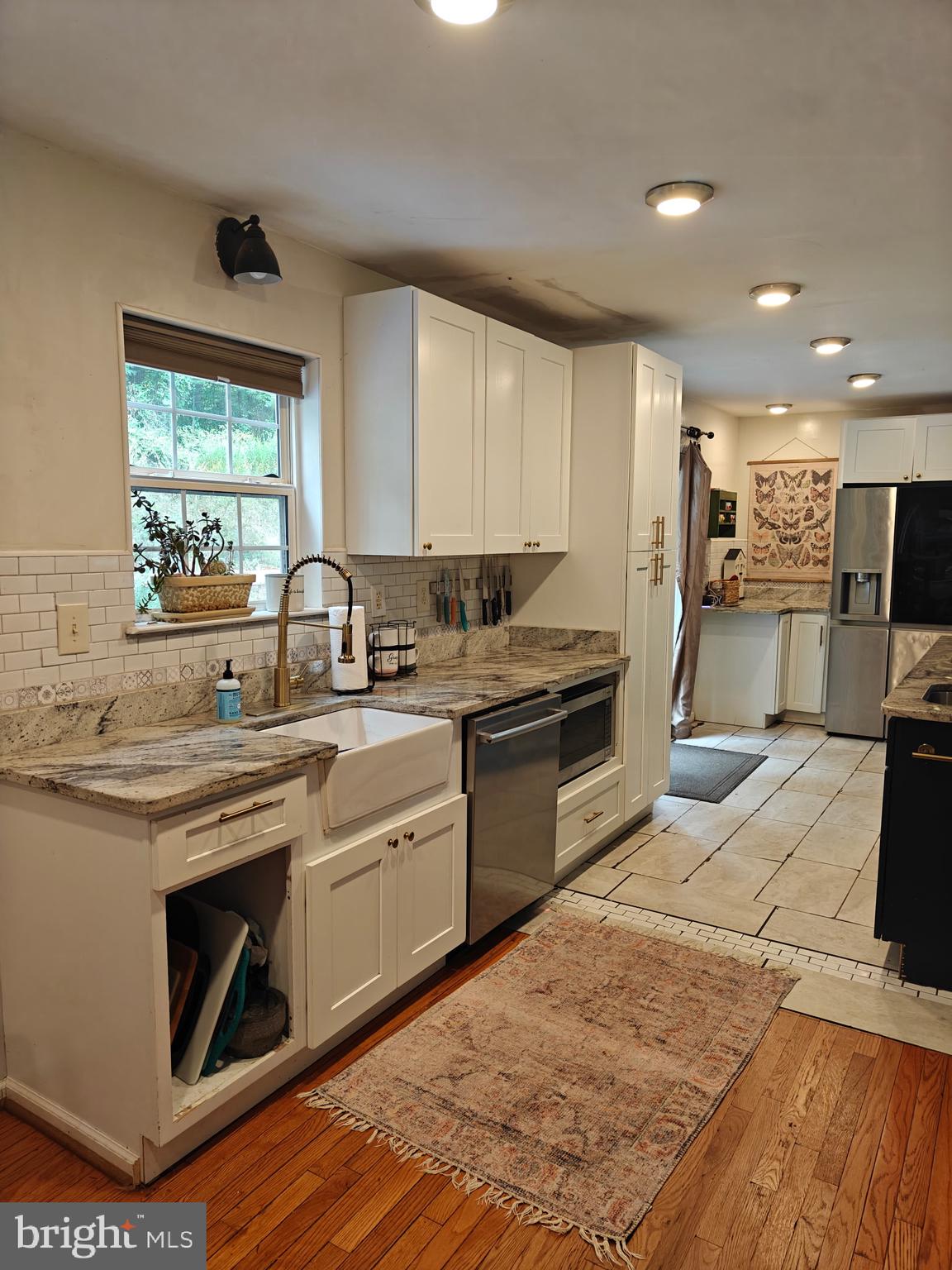 THE OAKS - Residential