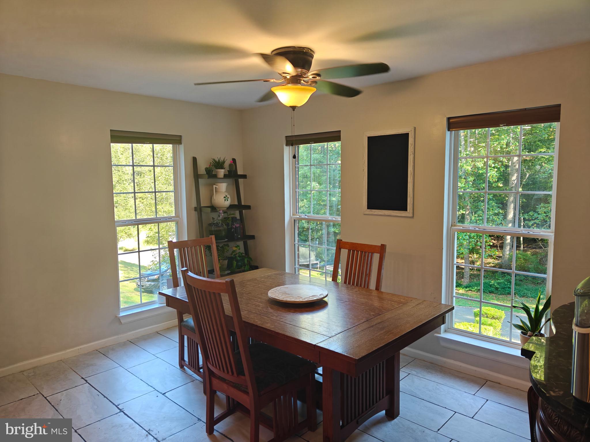 THE OAKS - Residential