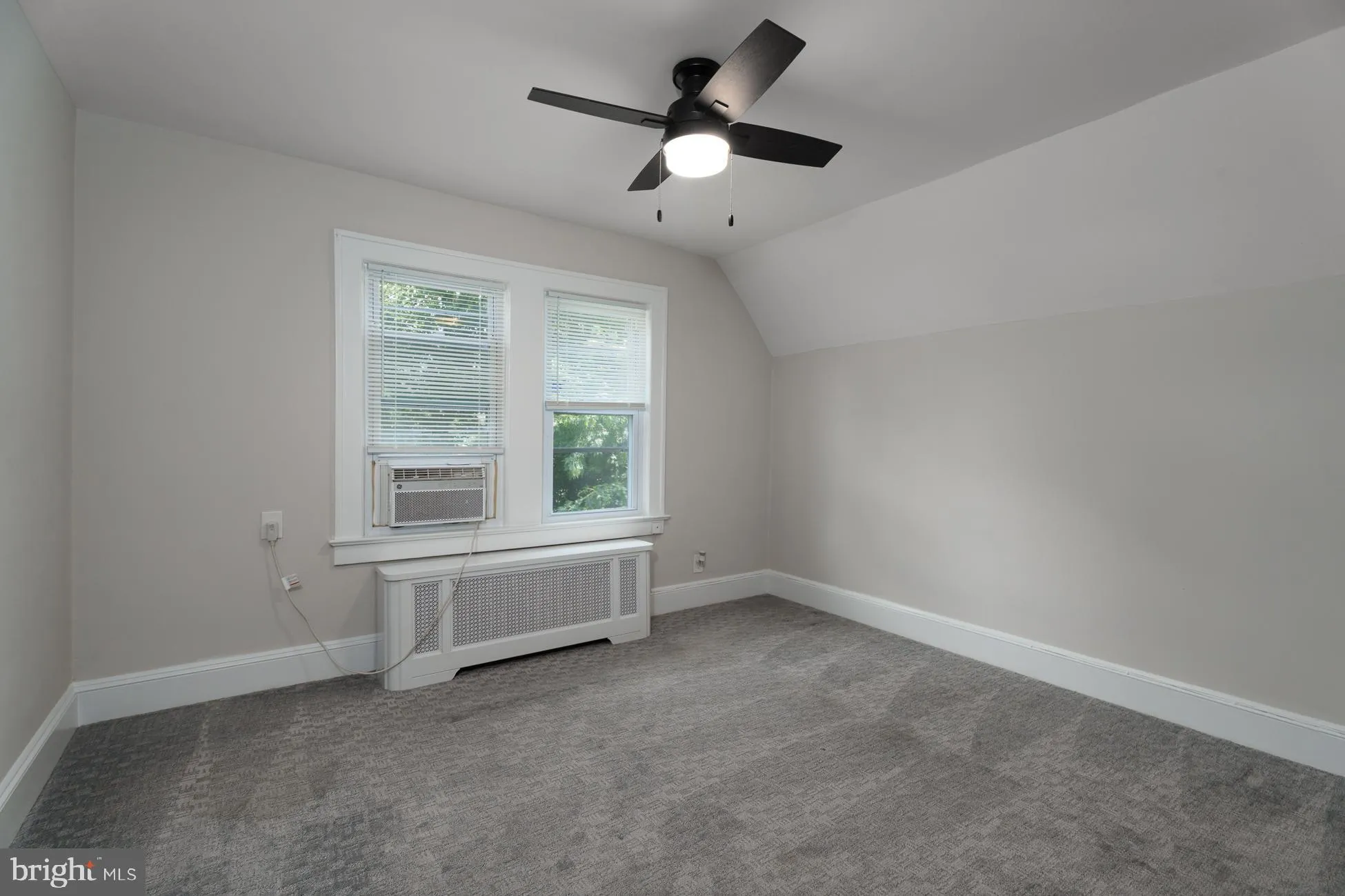 Ewing, New Jersey 08618, United States, 3 Bedrooms Bedrooms, ,1 BathroomBathrooms,Residential,Active,163272