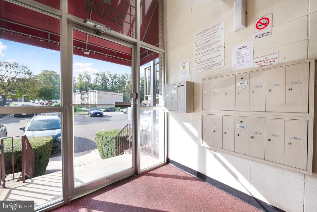 Photo of 5204 Newton Street #304, BLADENSBURG, MD 20710 (MLS # MDPG2180390)