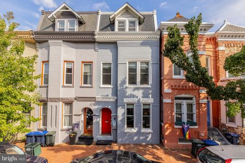 632 ACKER PLACE NE WASHINGTON DC 20002