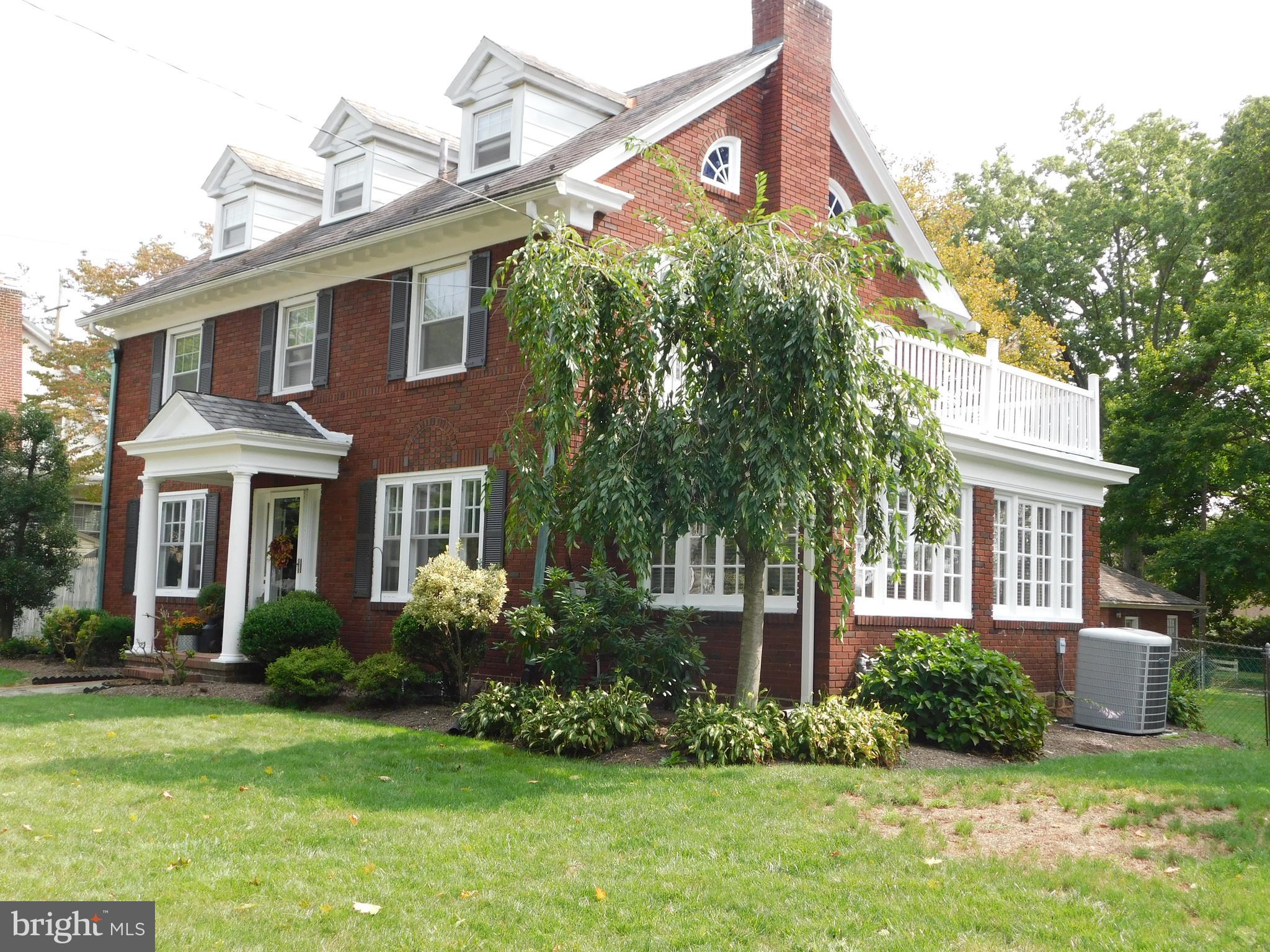 ROSEDALE - Residential