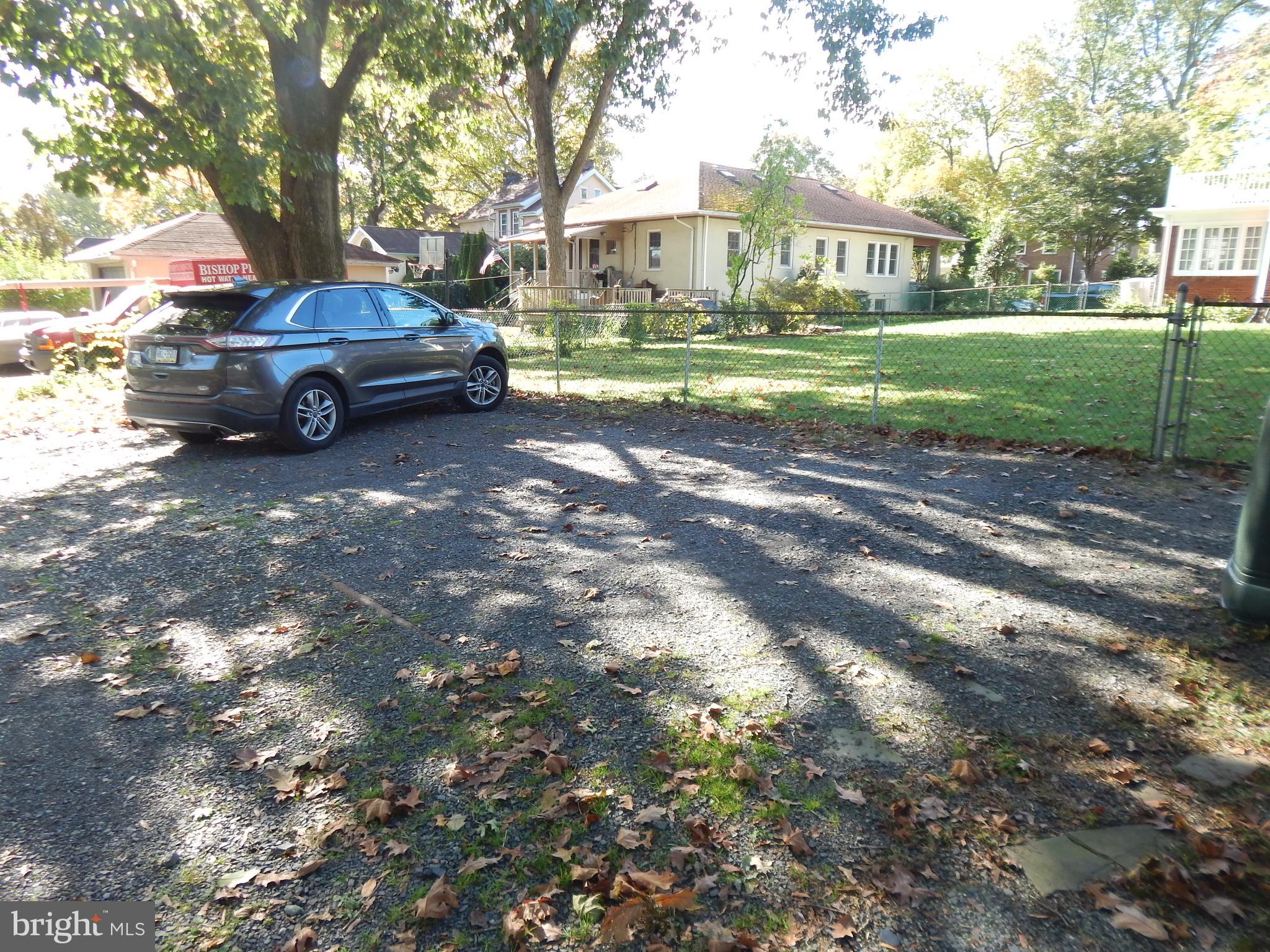 ROSEDALE - Residential