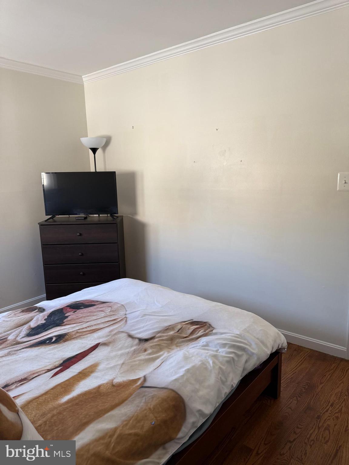 CRESTWOOD - Residential