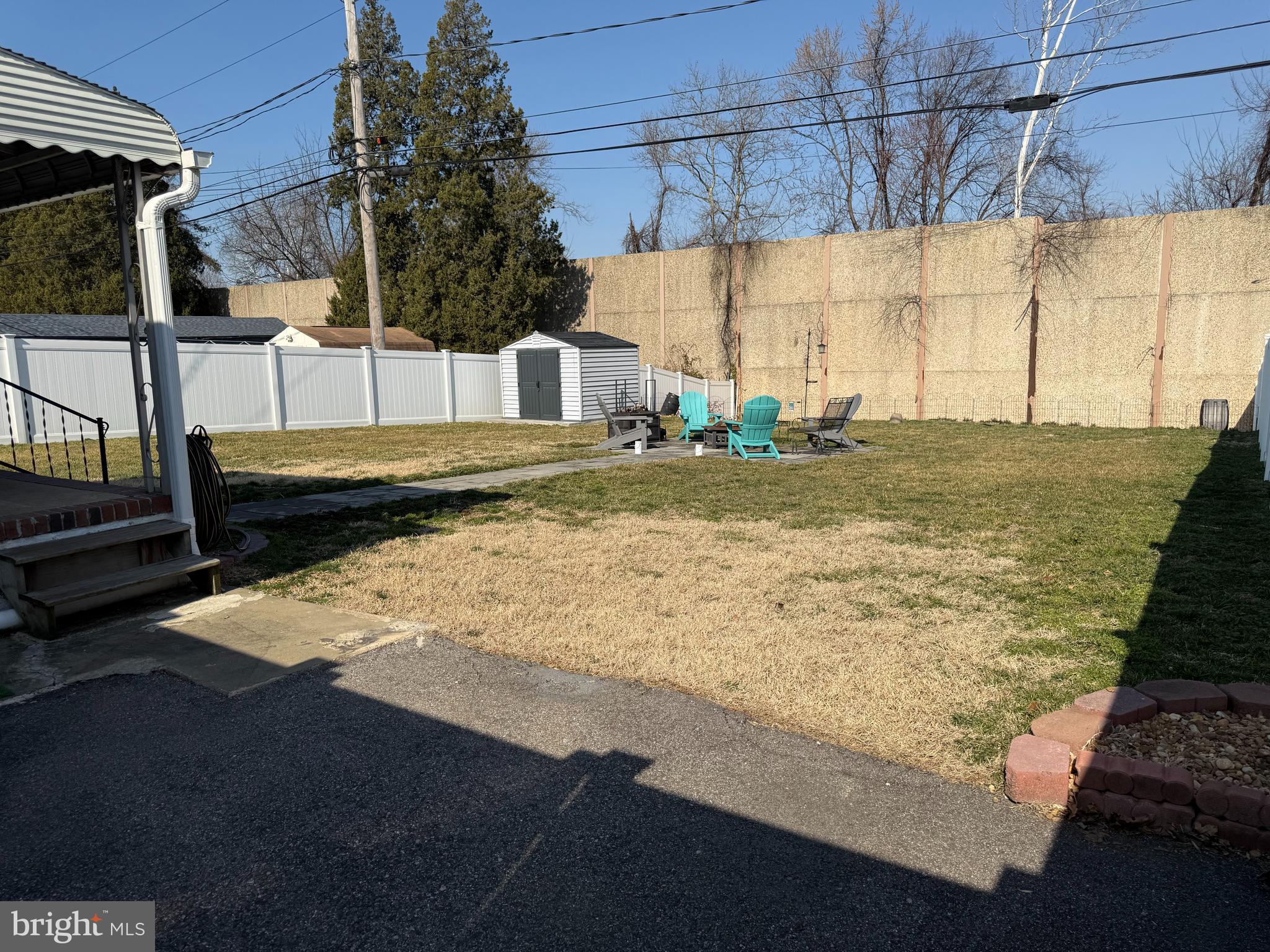 CRESTWOOD - Residential