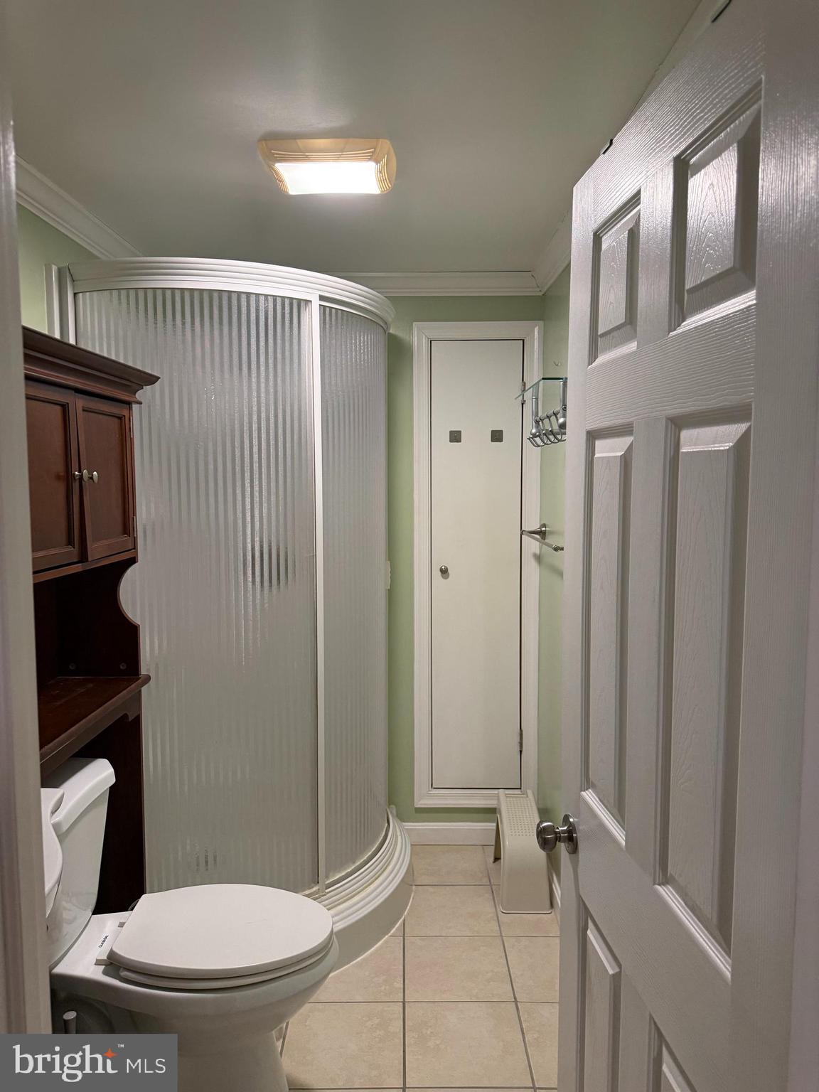 CRESTWOOD - Residential