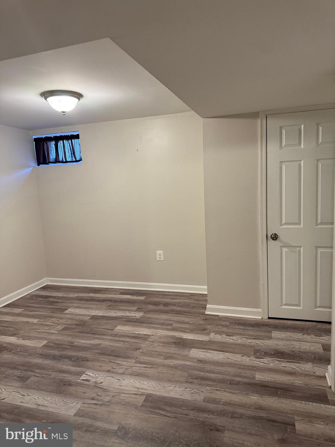 CRESTWOOD - Residential