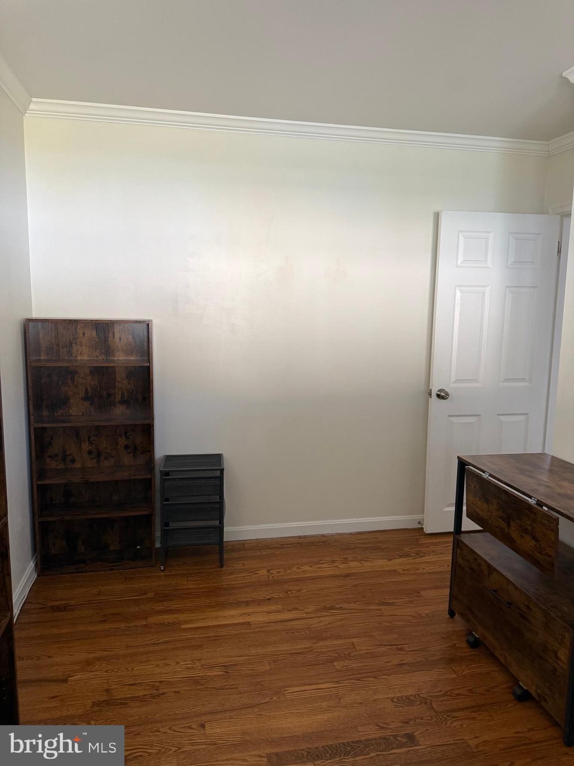 CRESTWOOD - Residential