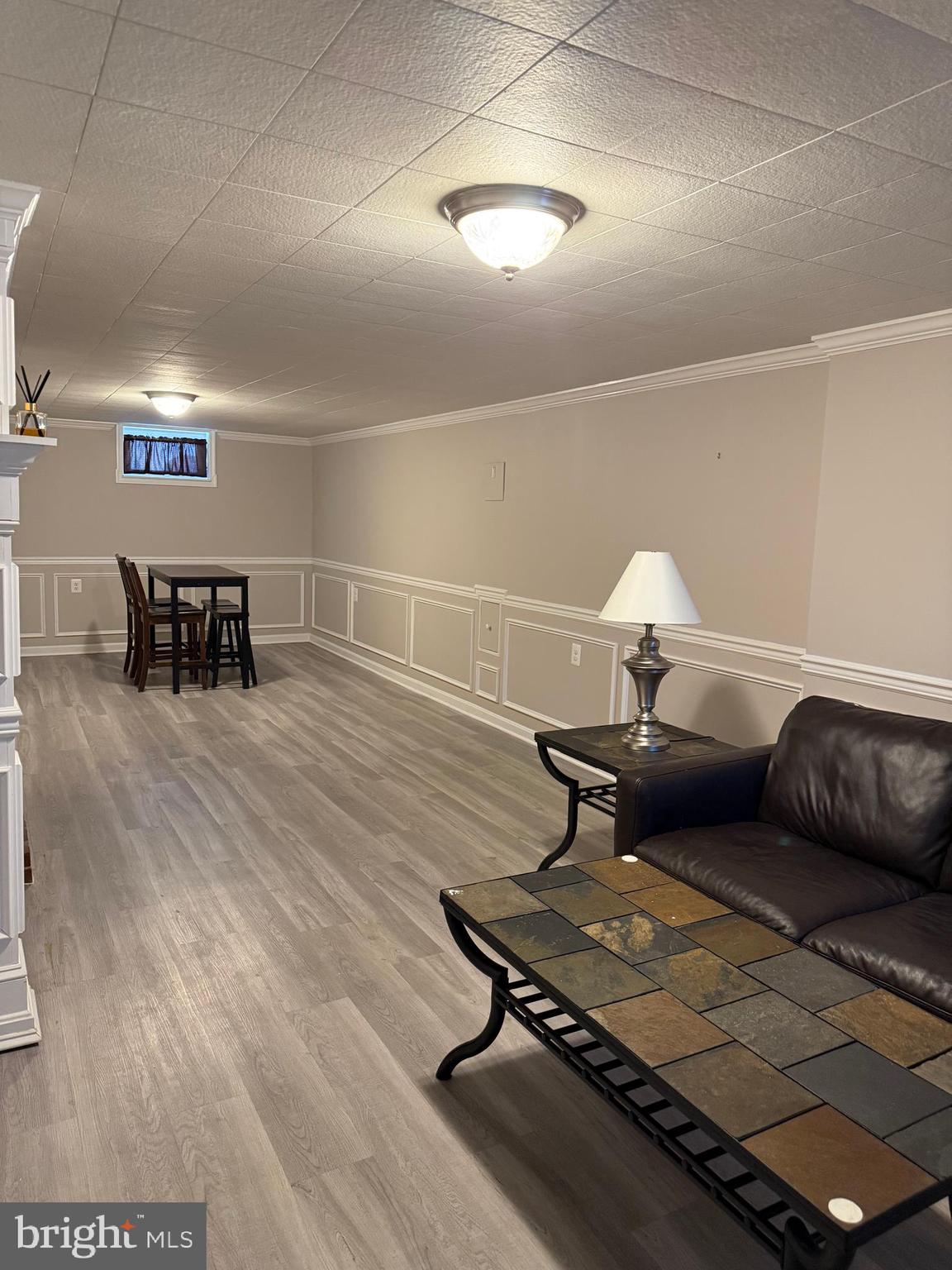 CRESTWOOD - Residential