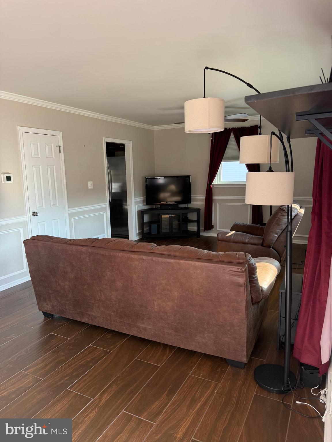 CRESTWOOD - Residential