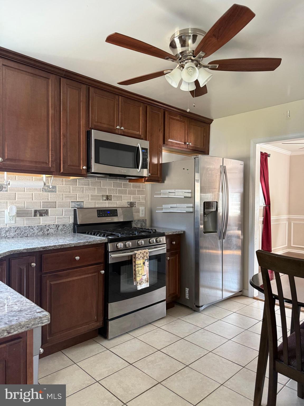 CRESTWOOD - Residential