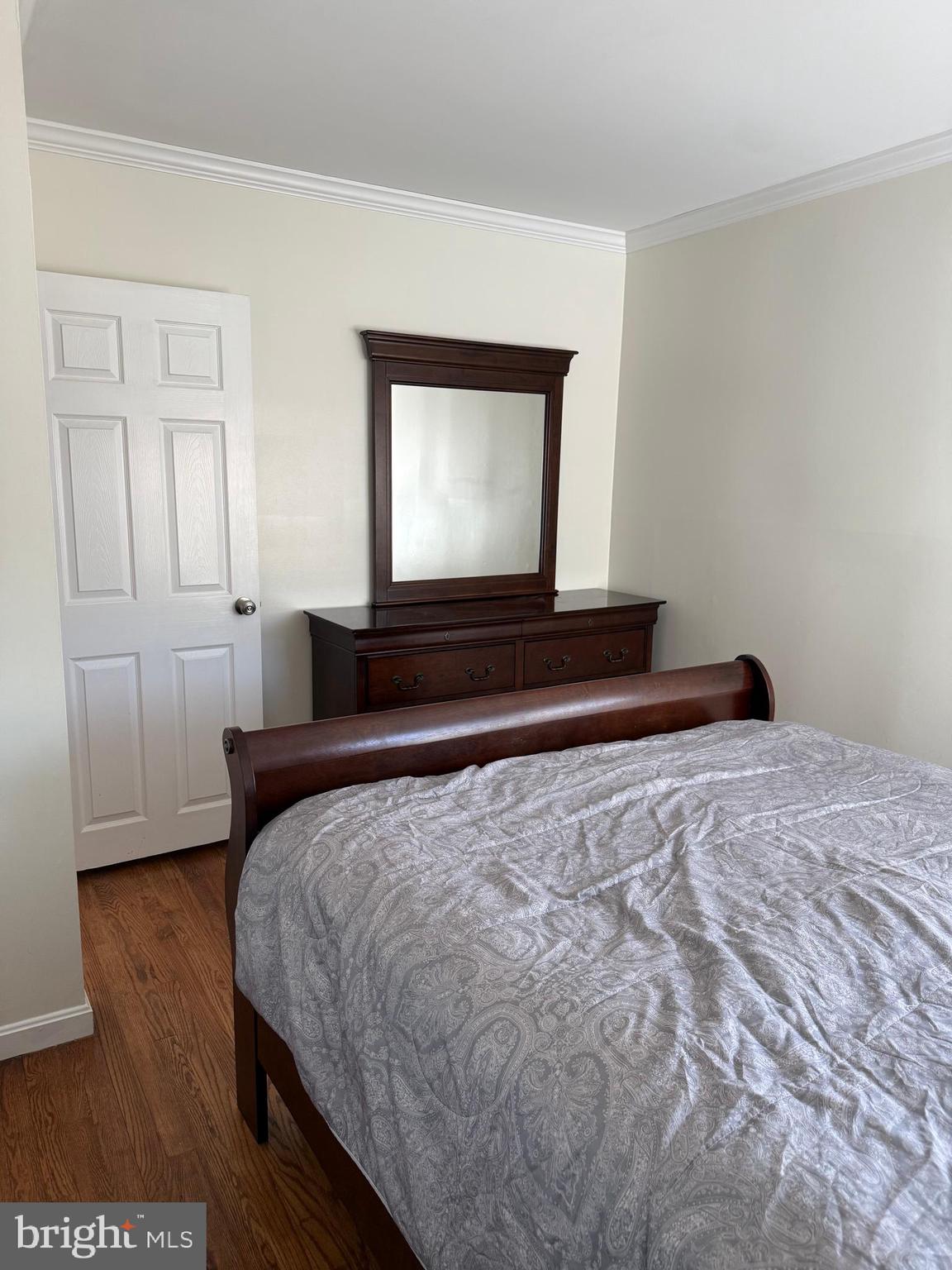 CRESTWOOD - Residential