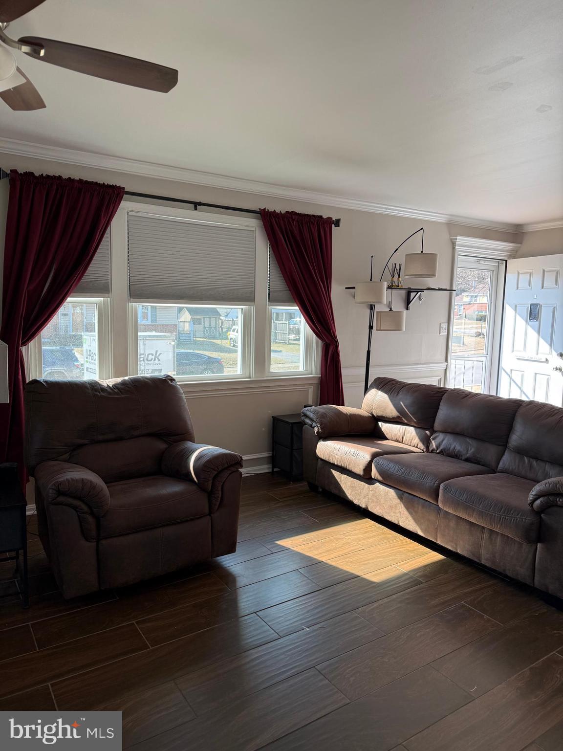 CRESTWOOD - Residential