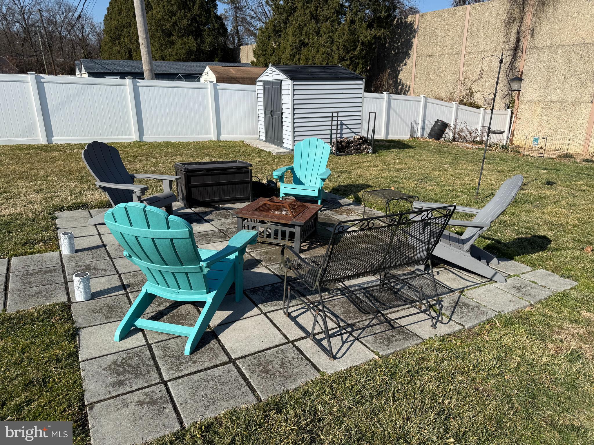 CRESTWOOD - Residential