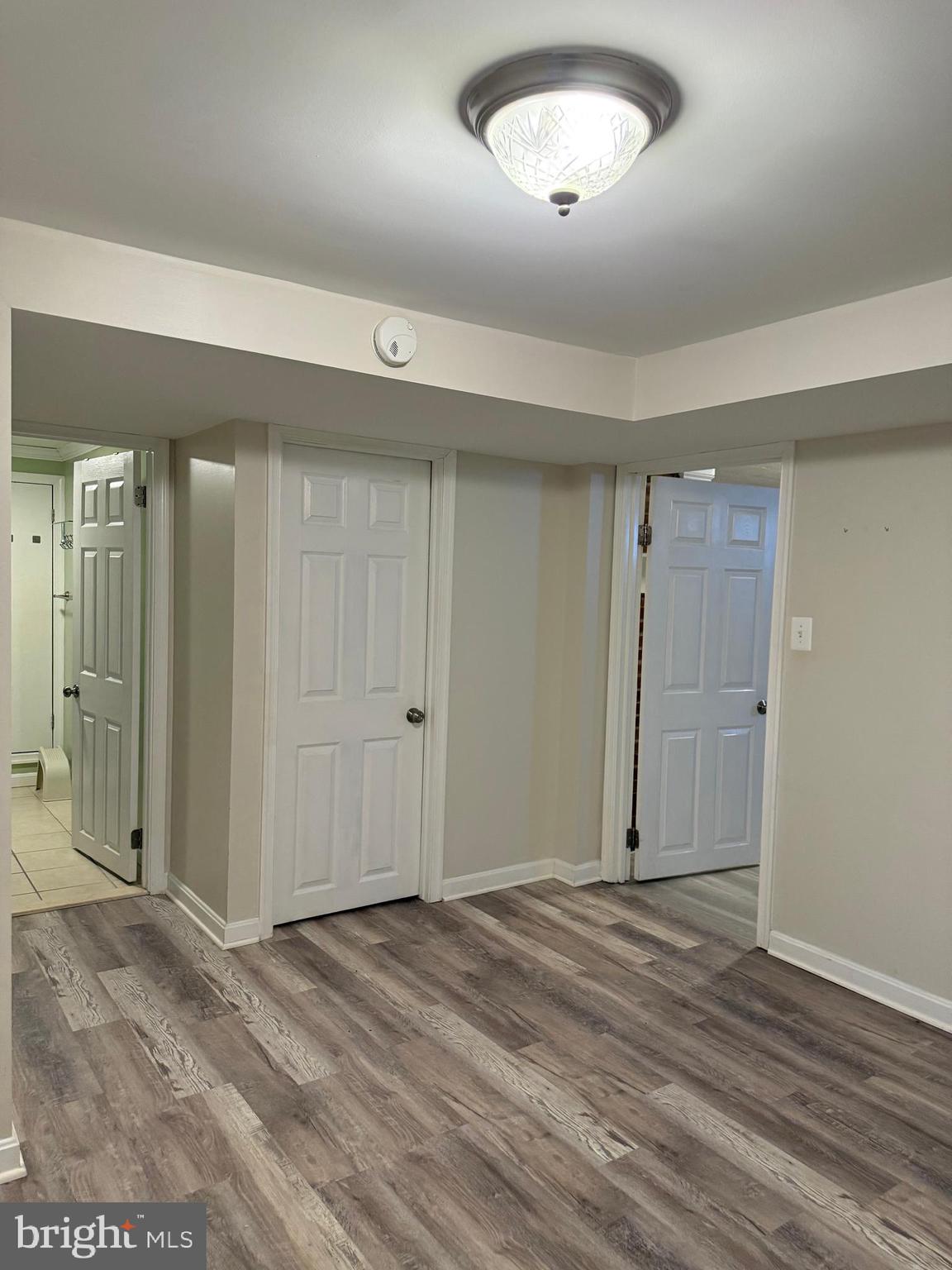 CRESTWOOD - Residential