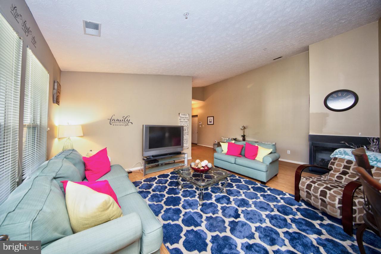 GARDEN OWINGS MILLS - Residential