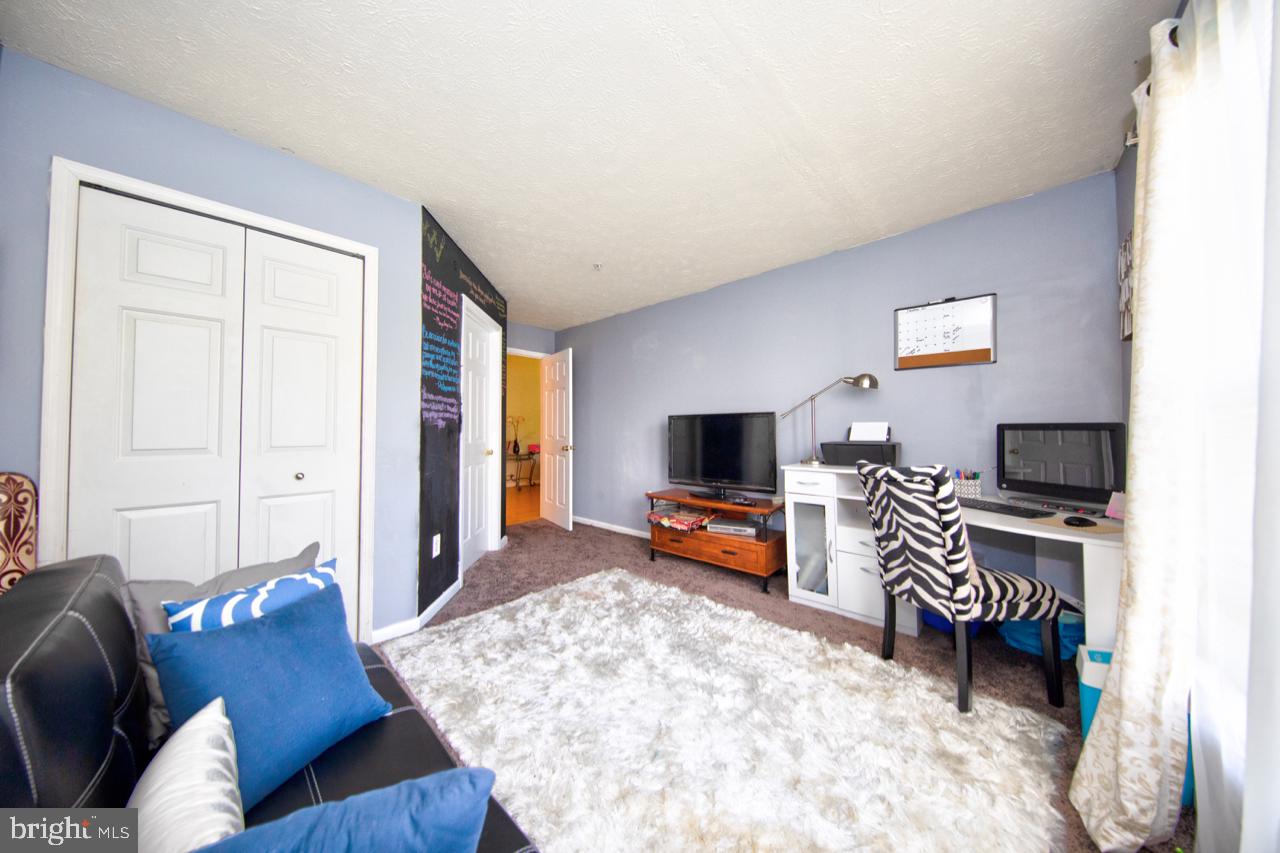 GARDEN OWINGS MILLS - Residential