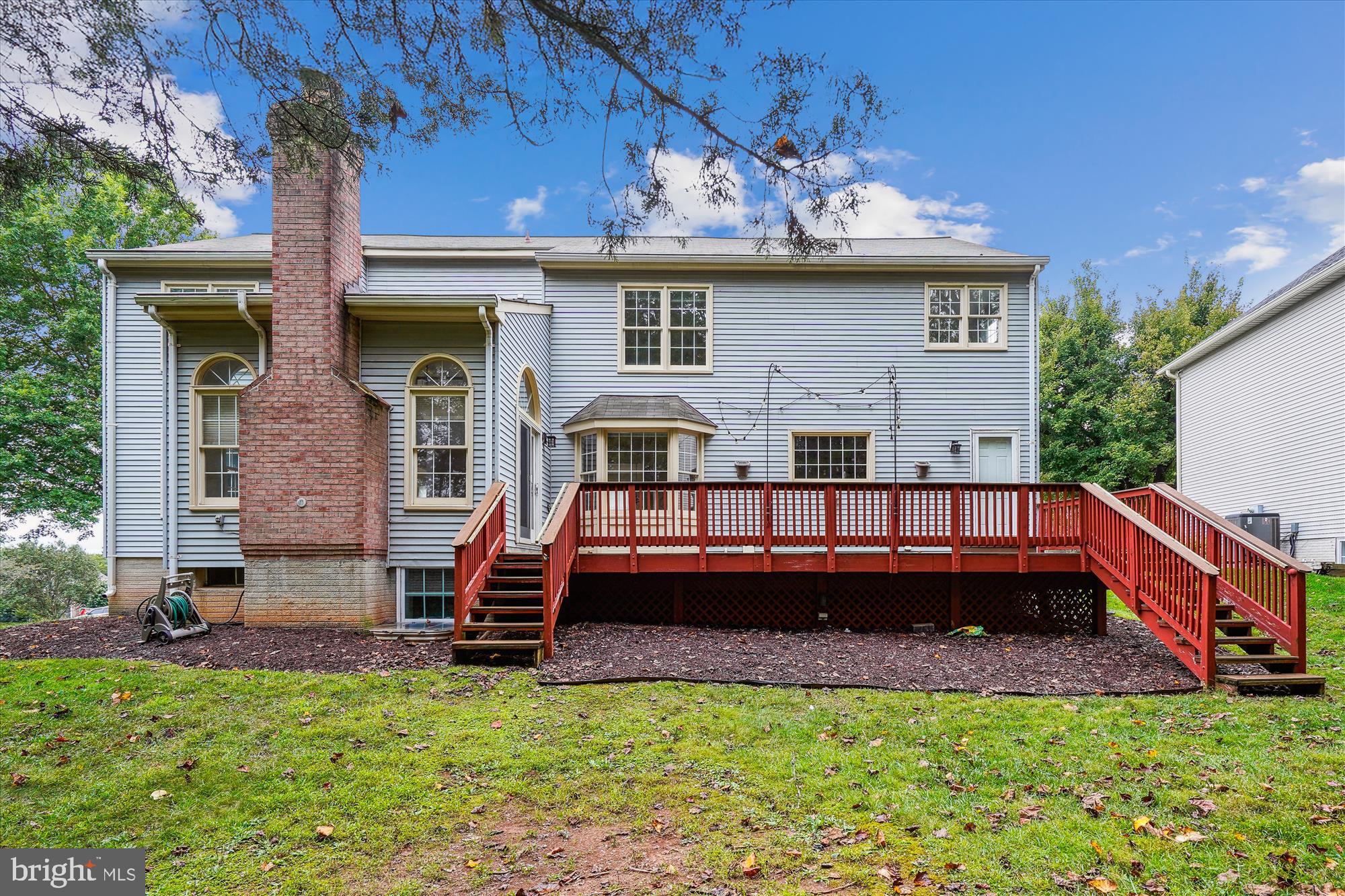 1233 ROWLAND DRIVE