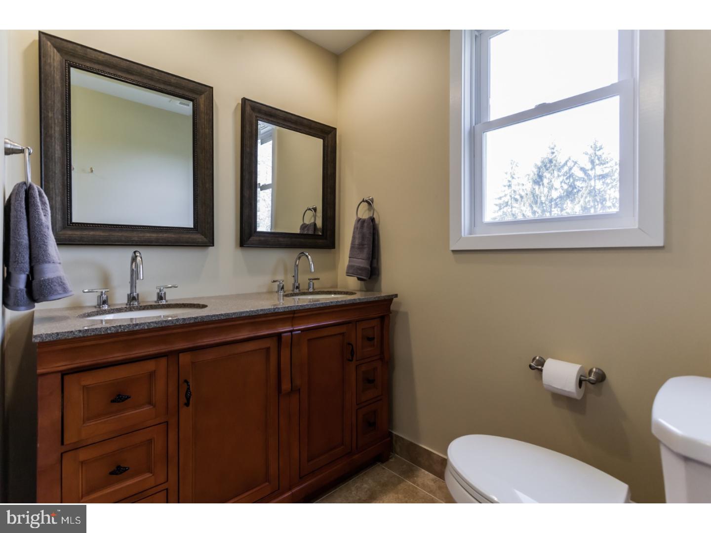 TRAYMORE MANOR - Residential