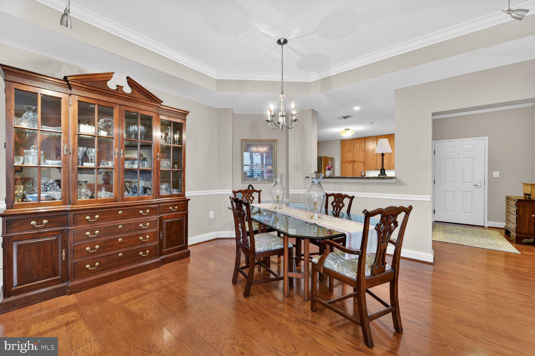 STRATFORD HOUSE - Residential