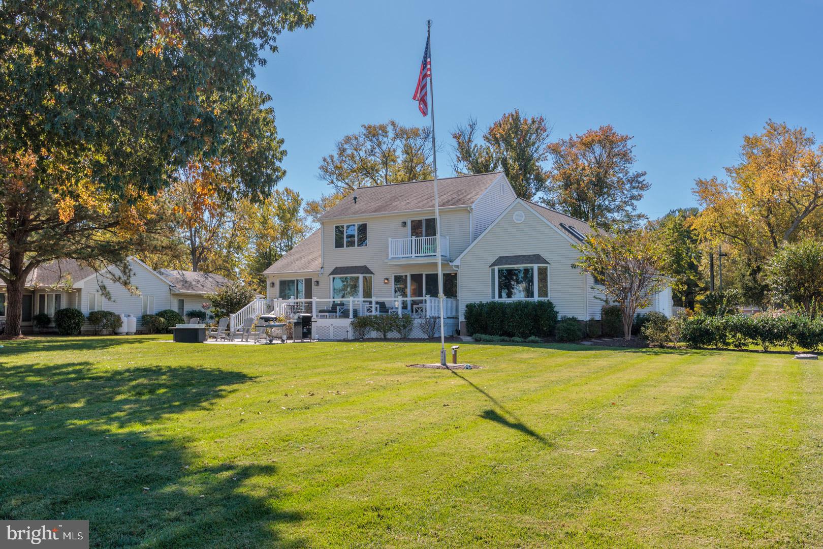 RIO VISTA - Residential