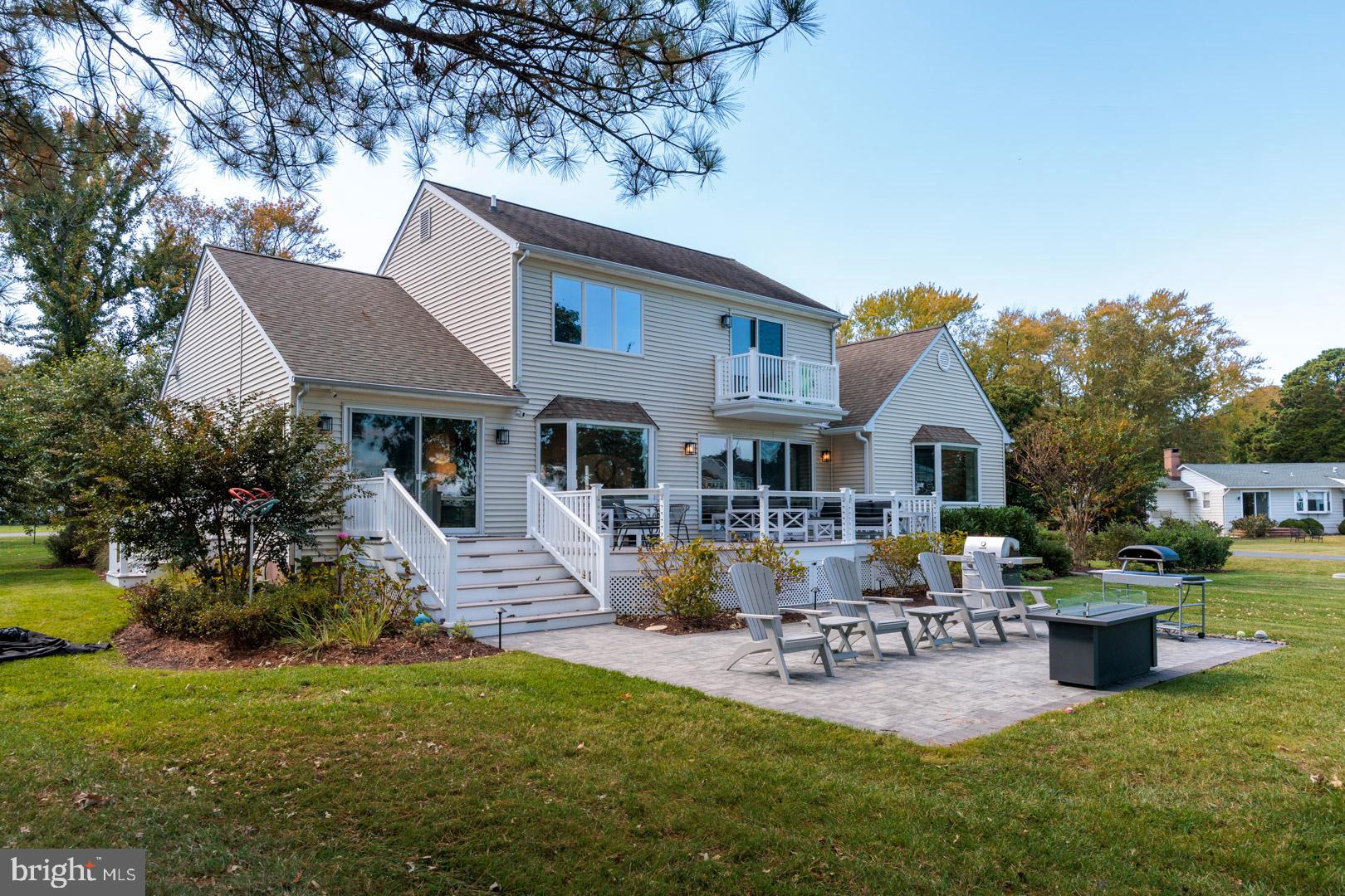 RIO VISTA - Residential