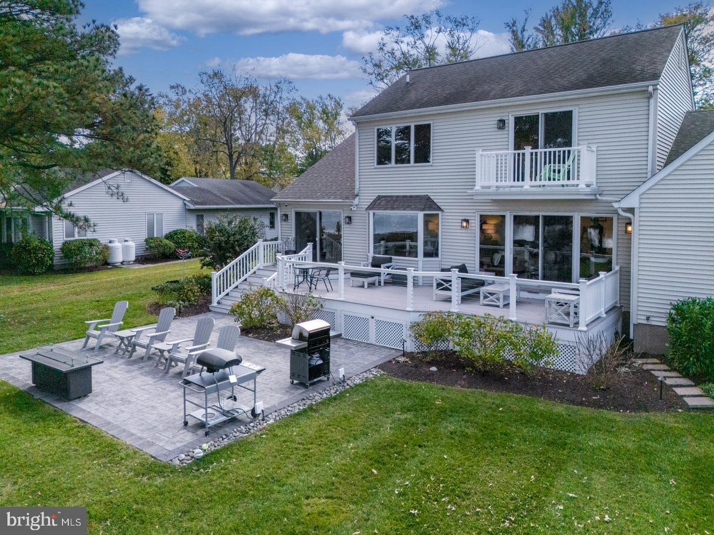 RIO VISTA - Residential