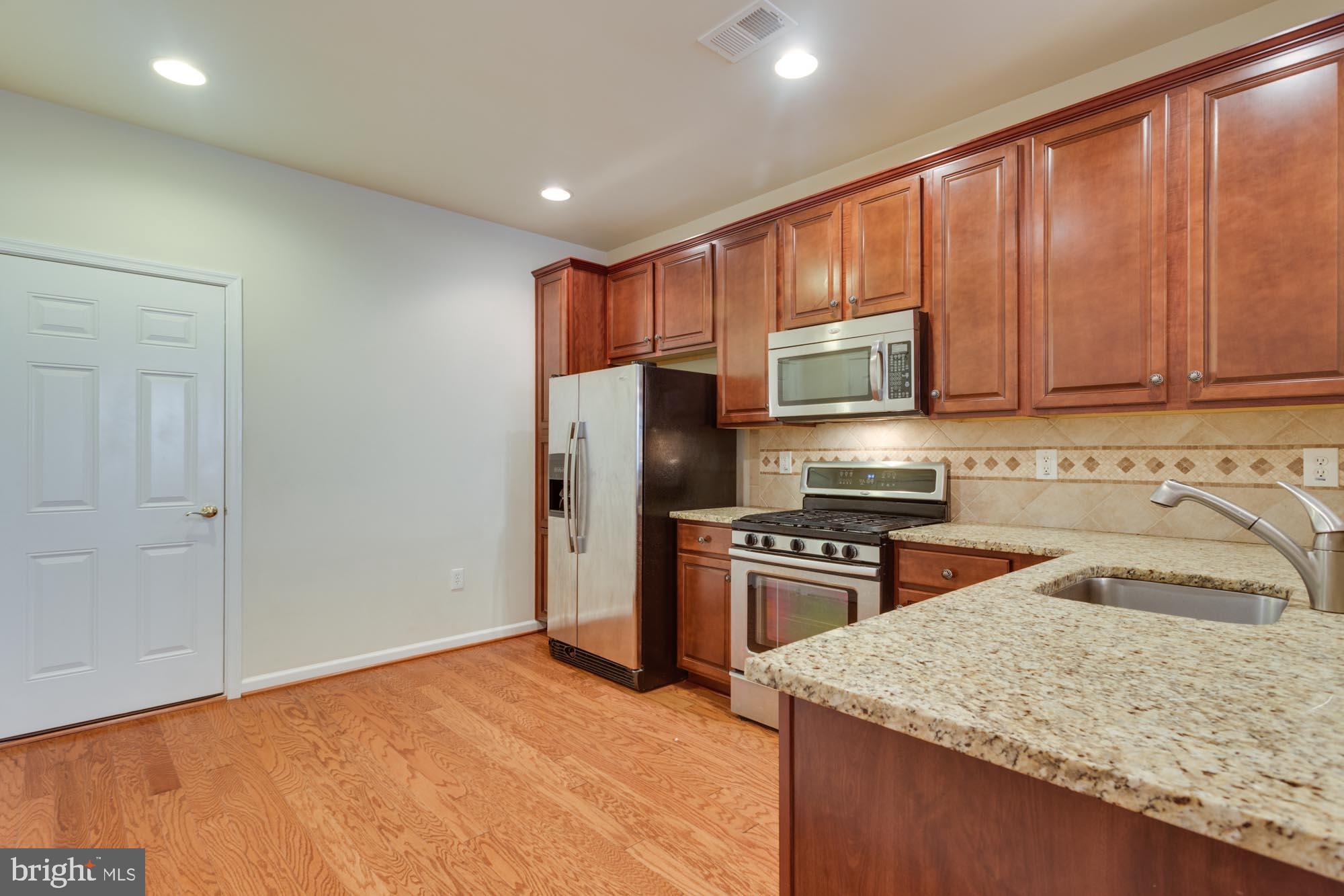 RESIDENCES AT BRAMBLETON - Residential Lease