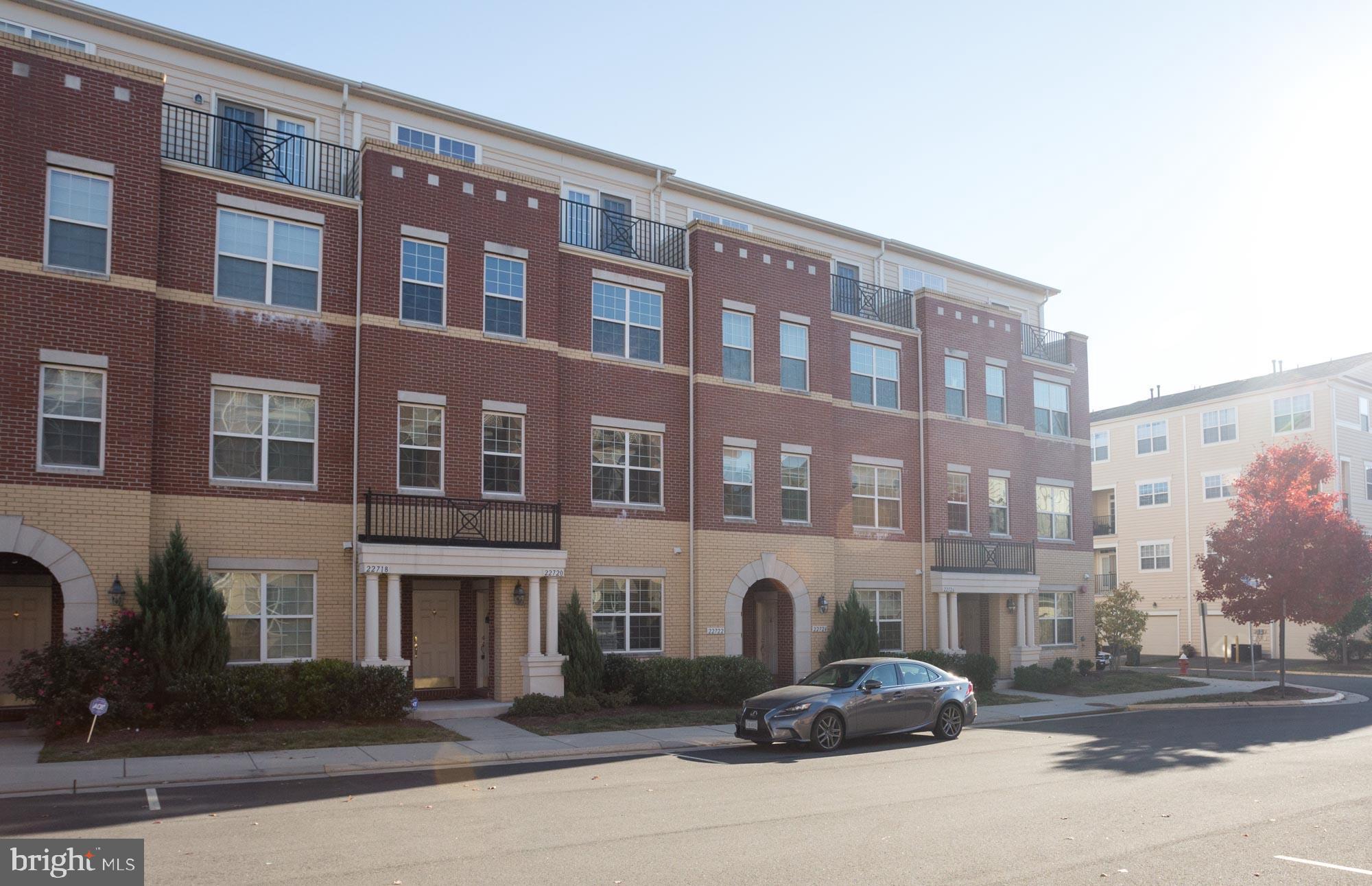 RESIDENCES AT BRAMBLETON - Residential Lease