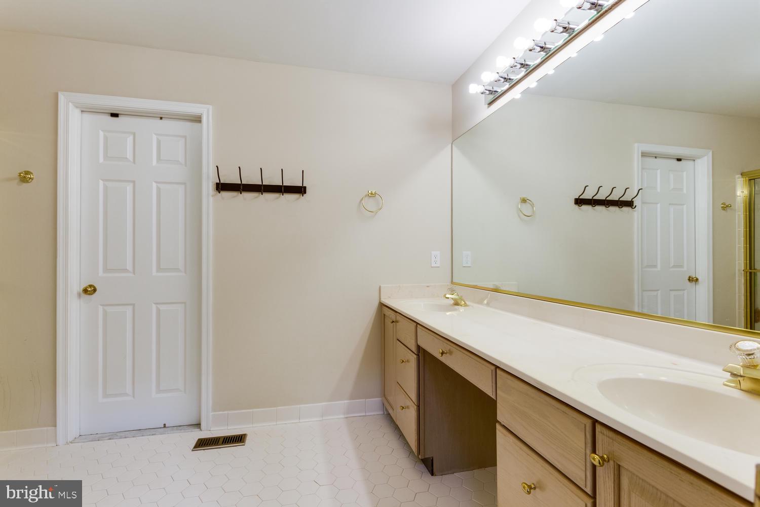 HICKORY RIDGE LA PLATA - Residential