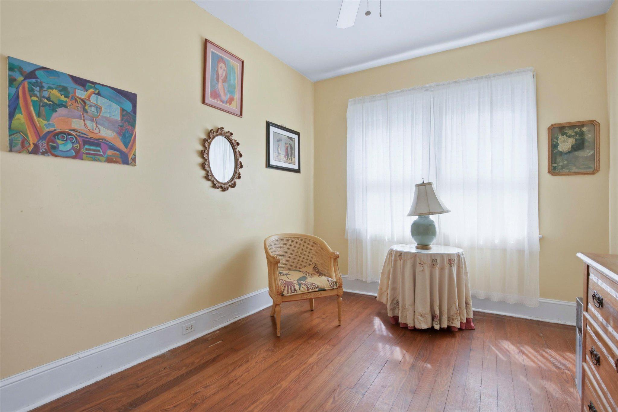 GLENSIDE - Residential