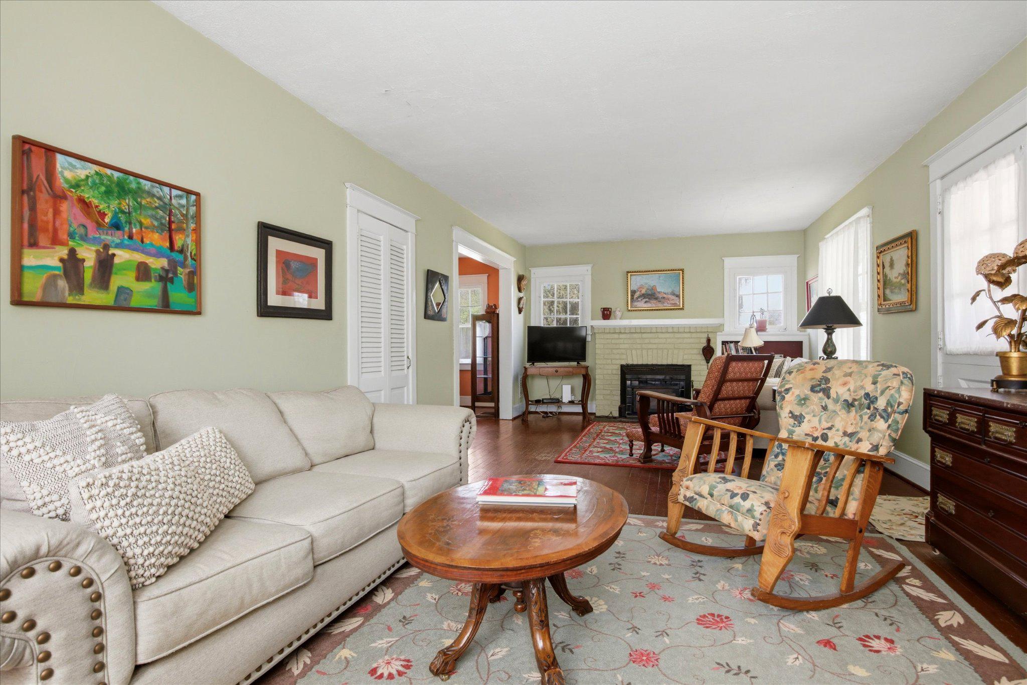 GLENSIDE - Residential