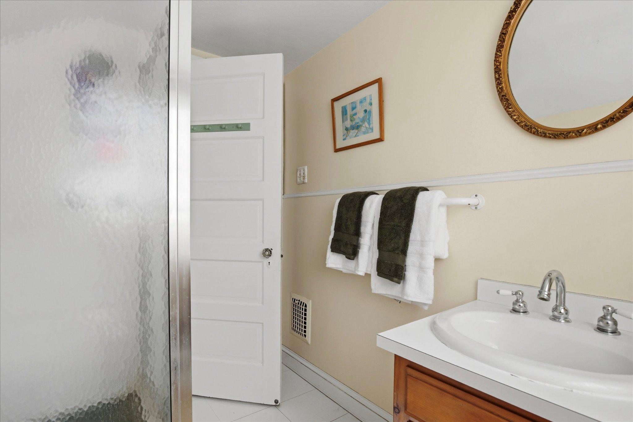 GLENSIDE - Residential