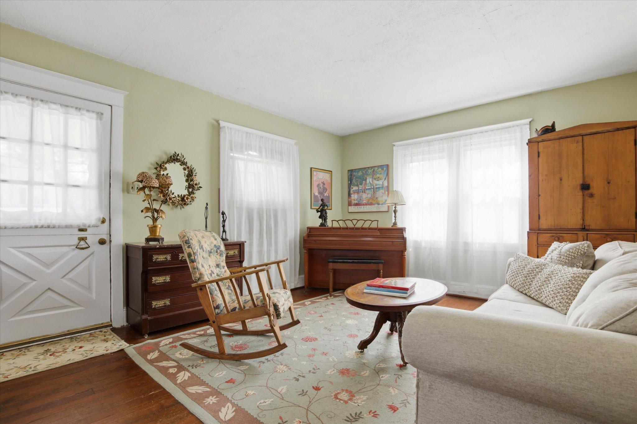 GLENSIDE - Residential