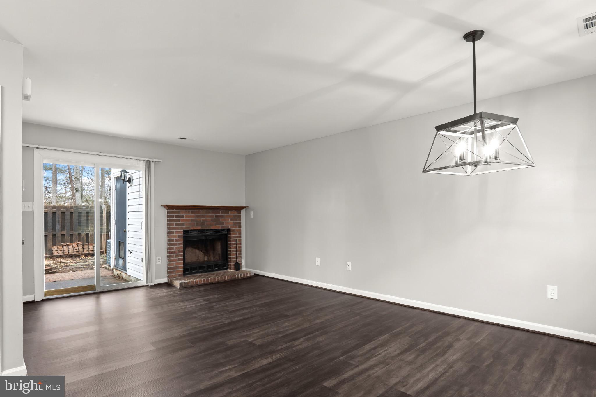 POTOMAC HILLS - Residential