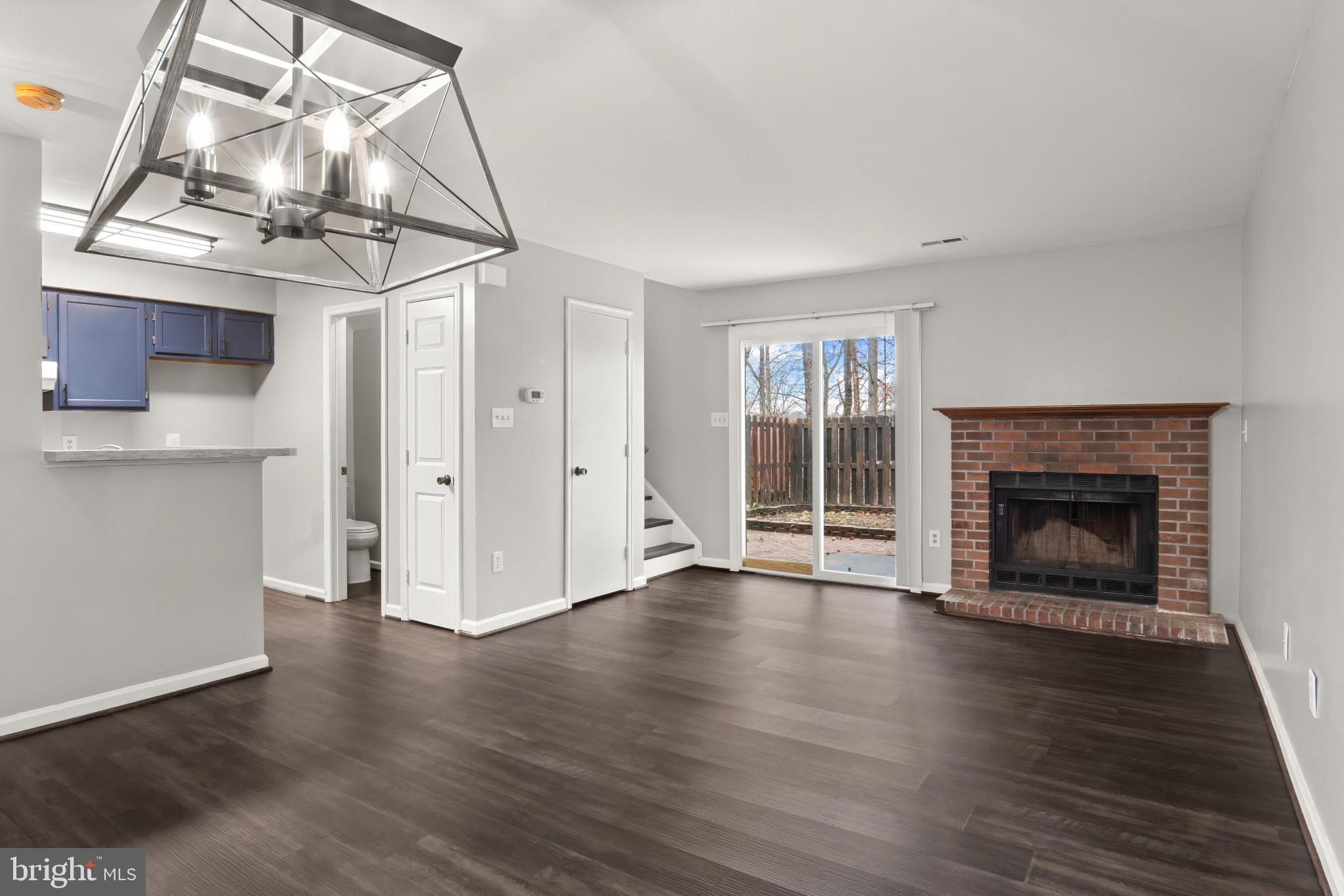 POTOMAC HILLS - Residential