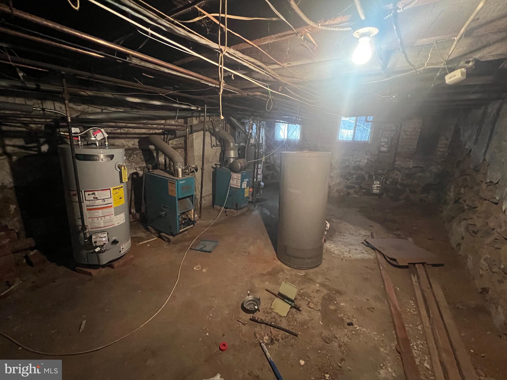 POINT BREEZE - Residential Income