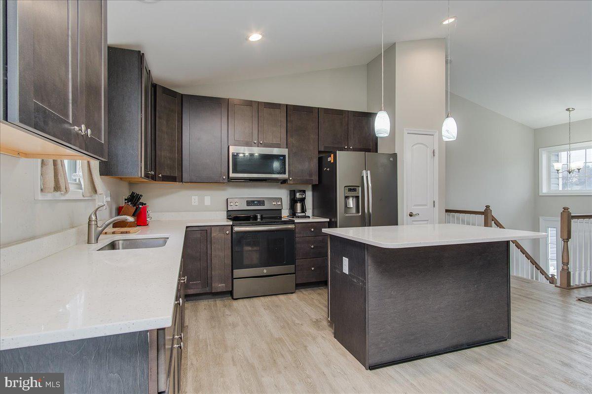 RED HILL - Residential