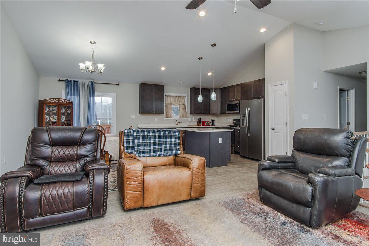 RED HILL - Residential